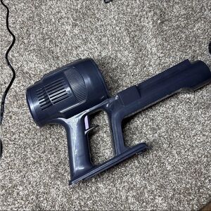 Handle & Motor OnlyFor MIUZZY
Model M242 Handy Cordless Stick
Vacuum Cleaner PWR